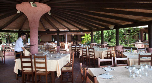 Ресторан отеля Arbatax Park Resort Telis 4* (Арбатакс Парк Резорт Телис 4*) Фото отеля Arbatax Park Resort Telis 4* (Арбатакс Парк Резорт Телис 4*)