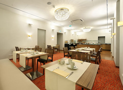 Ресторан отеля Hotel Kummer 4* (Отель Куммер 4*) Фото отеля Hotel Kummer 4* (Отель Куммер 4*)