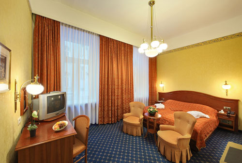 Номер Standard Room отеля Hotel Kummer 4* (Отель Куммер 4*) Фото отеля Hotel Kummer 4* (Отель Куммер 4*)
