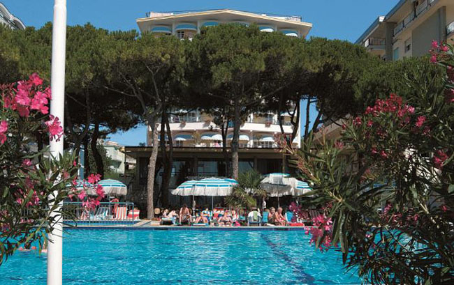 Отель Ambasciatori Palace 4* (Амбасчиатори Палас 4*) Фото отеля Ambasciatori Palace 4* (Амбасчиатори Палас 4*)