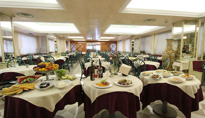 Ресторан отеля Park Hotel Cellini 4* (Парк Отель Челлини 4*) Фото отеля Park Hotel Cellini 4* (Парк Отель Челлини 4*)