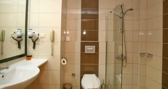 Ванная комната в номере отеля Hedef Beach Resort & Spa 5* (Хедеф Бич Резорт энд Спа 5*) Фото отеля Hedef Beach Resort & Spa 5* (Хедеф Бич Резорт энд Спа 5*)