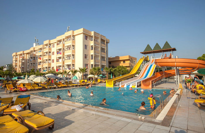 Водные горки отеля Eftalia Resort Hotel 4* (Эфталия Резорт Отель 4*) Фото отеля Eftalia Resort Hotel 4* (Эфталия Резорт Отель 4*)