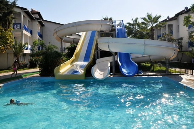 Водные горки отеля Club Oasis Eternity Hotel 4* (Клуб Оазис Этернити Отель 4*) Фото отеля Club Oasis Eternity Hotel 4* (Клуб Оазис Этернити Отель 4*)