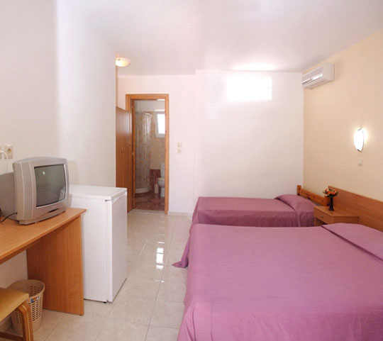 http://tourmania.com.ua/uploads/posts/2013-07/1374149257_meliton-hotel-3-rhodes-greece-room1.jpg