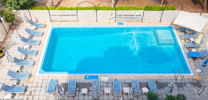 Бассейн отеля San Remo Hotel 2* (Сан Ремо Отель 2*) Фото отеля San Remo Hotel 2* (Сан Ремо Отель 2*)