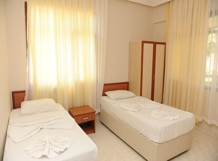 Номер отеля Holiday World Hotel 3* (Холидей Ворлд Отель 3*) Фото отеля Holiday World Hotel 3* (Холидей Ворлд Отель 3*)