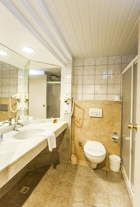 Ванная комната в номере отеля Numa Konaktepe Hotel 4* (Нума Конактепе Отель 4*) Фото отеля Numa Konaktepe Hotel 4* (Нума Конактепе Отель 4*)