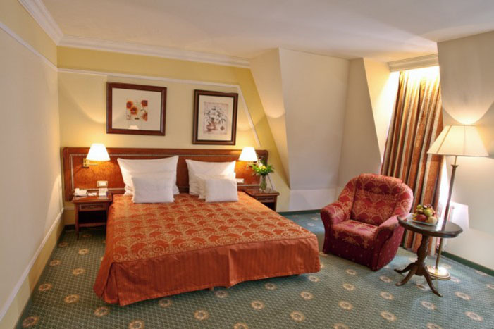 Номер Superior Room отеля Carlsbad Plaza 5* (Карлсбад Плаза 5*) Фото отеля Carlsbad Plaza 5* (Карлсбад Плаза 5*)
