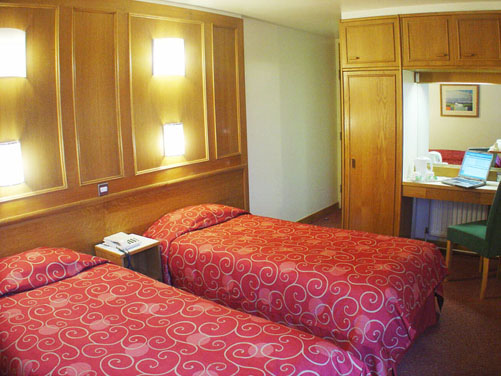 Номер Standard Room отеля St. Giles London Classic Hotel 3* (Святой Жиль Лондон Классик Отель 3*) Фото отеля St. Giles London Classic Hotel 3* (Святой Жиль Лондон Классик Отель 3*)