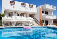 Отель Galini Apartments & Studio 2* (Галини Апартментс энд Студио 2*) Фото отеля Galini Apartments & Studio 2* (Галини Апартментс энд Студио 2*)