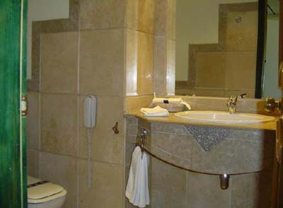Ванная комната в номере отеля Dessole Royal Rojana Resort 5* (Дессоль Роял Роджана Резорт 5*) – Шарм-Эль-Шейх - Египет Фото отеля Dessole Royal Rojana Resort 5* (Дессоль Роял Роджана Резорт 5*) – Шарм-Эль-Шейх - Египет