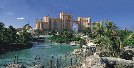 Фото - Бассейн отеля Atlantis Palm Resort (Дубаи, ОАЭ)
