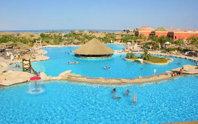 Бассейн отеля Laguna Vista Beach Resort 5* (Лагуна Виста Бич Резорт 5*) Фото отеля Laguna Vista Beach Resort 5* (Лагуна Виста Бич Резорт 5*)