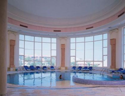 Крытый бассейн отеля Laguna Vista Beach Resort 5* (Лагуна Виста Бич Резорт 5*) Фото отеля Laguna Vista Beach Resort 5* (Лагуна Виста Бич Резорт 5*)