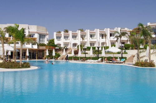 Бассейн отеля Cyrene Sharm Hotel 4* (Сирен Шарм Отель 4*) Фото отеля Cyrene Sharm Hotel 4* (Сирен Шарм Отель 4*)