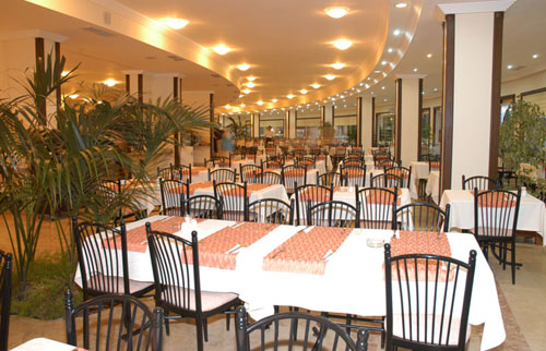 Ресторан отеля Pemar Beach Resort 5* (Пемар Бич Резорт 5*) Фото отеля Pemar Beach Resort 5* (Пемар Бич Резорт 5*)