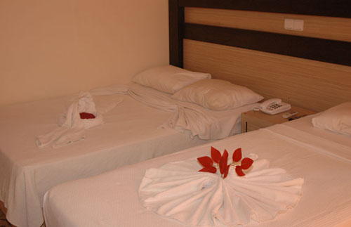 Номер отеля Xeno Hotels Sugar Beach 4* (Ксено Хотелс Шугар Бич 4*) Фото отеля Xeno Hotels Sugar Beach 4* (Ксено Хотелс Шугар Бич 4*)
