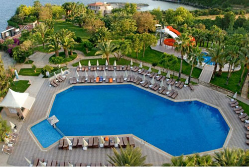 Бассейн отеля Q Aventura Park Hotel 5* (Кью Авентура Парк Отель 5*) Фото отеля Q Aventura Park Hotel 5* (Кью Авентура Парк Отель 5*)
