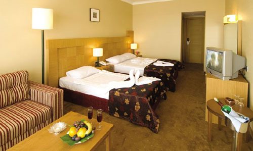 Номер отеля Q Aventura Park Hotel 5* (Кью Авентура Парк Отель 5*) Фото отеля Q Aventura Park Hotel 5* (Кью Авентура Парк Отель 5*)