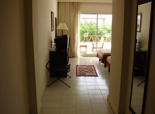 Номер отеля Marmara Hotel & Resort 4* (Мармара Отель энд Резорт 4*) Фото отеля Marmara Hotel & Resort 4* (Мармара Отель энд Резорт 4*)