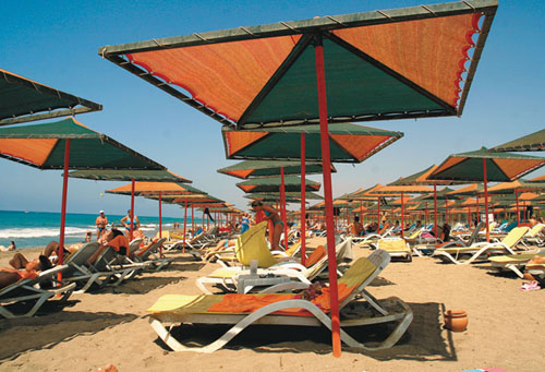 Пляж отеля MC Arancia Resort Hotel 5* (МС Арансия Реcорт Отель 5*) Фото отеля MC Arancia Resort Hotel 5* (МС Арансия Реcорт Отель 5*)