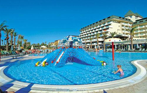 Детский бассейн отеля MC Arancia Resort Hotel 5* (МС Арансия Реcорт Отель 5*) Фото отеля MC Arancia Resort Hotel 5* (МС Арансия Реcорт Отель 5*)