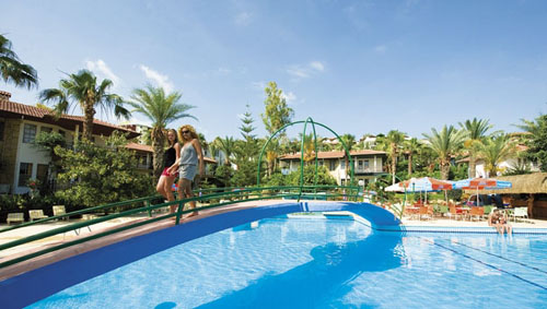 Бассейн отеля Club Gunes Garden 4* (Клуб Гюнеш Гарден 4*) Фото отеля Club Gunes Garden 4* (Клуб Гюнеш Гарден 4*)
