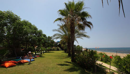 Пляж отеля Club Gunes Garden 4* (Клуб Гюнеш Гарден 4*) Фото отеля Club Gunes Garden 4* (Клуб Гюнеш Гарден 4*)