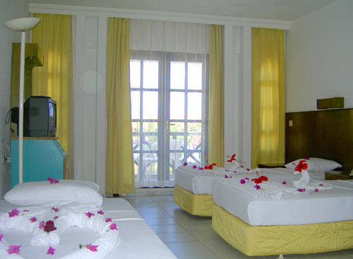 Номер отеля Club Cemar Beach 3* (Клуб Джемар Бич 3*) Фото отеля Club Cemar Beach 3* (Клуб Джемар Бич 3*)