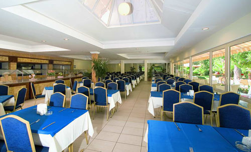 Ресторан отеля Maya Golf Hotel HV2 4* (Майя Гольф Отель HV2 4*) Фото отеля Maya Golf Hotel HV2 4* (Майя Гольф Отель HV2 4*)