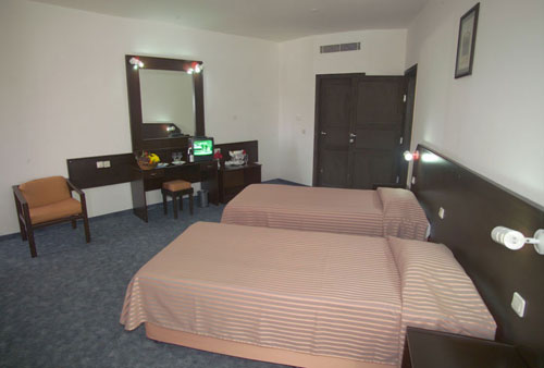 Номер отеля Cesars Resort Hotel 5* (Цезарь Резорт Отель 5*) Фото отеля Cesars Resort Hotel 5* (Цезарь Резорт Отель 5*)