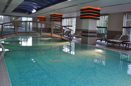 Крытый бассейн отеля Meder Resort Hotel 5* (Медер Резорт Отель 5*) Фото отеля Meder Resort Hotel 5* (Медер Резорт Отель 5*)