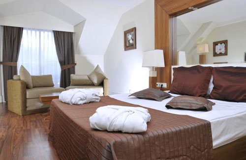 Номер отеля Meder Resort Hotel 5* (Медер Резорт Отель 5*) Фото отеля Meder Resort Hotel 5* (Медер Резорт Отель 5*)