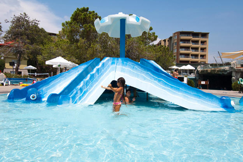 Детский бассейн отеля Sueno Hotels Beach Side 5* (Суено Отель Бич Сиде 5*) Фото отеля Sueno Hotels Beach Side 5* (Суено Отель Бич Сиде 5*)