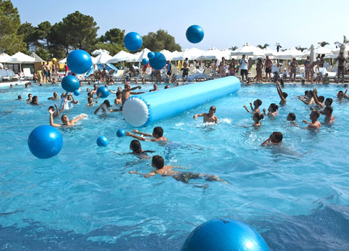 Бассейн отеля Sueno Hotels Beach Side 5* (Суено Отель Бич Сиде 5*) Фото отеля Sueno Hotels Beach Side 5* (Суено Отель Бич Сиде 5*)