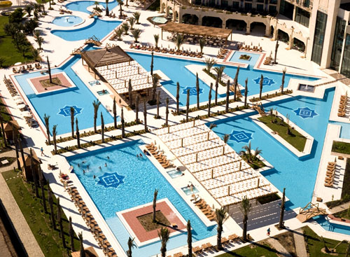 Бассейн отеля Nashira Resort Hotel & Spa 5* (Нашира Резорт Отель энд Спа 5*) Фото отеля Nashira Resort Hotel & Spa 5* (Нашира Резорт Отель энд Спа 5*)