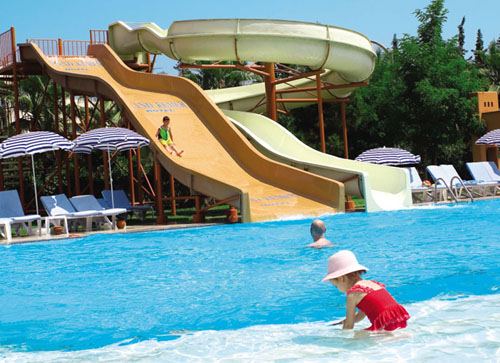 Водные горки отеля Queens Park Goynuk 5* (Квинс Парк Гейнюк 5*) Фото отеля Queens Park Goynuk 5* (Квинс Парк Гейнюк 5*)
