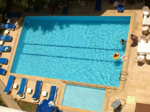Бассейн отеля Dream Park Hotel 3* (Дрим Парк Отель 3*) Фото отеля Dream Park Hotel 3* (Дрим Парк Отель 3*)