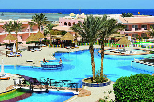 Бассейн отеля Cataract Marsa Alam Resort 4* (Катаракт Марса Алам Резорт 4*) Фото отеля Cataract Marsa Alam Resort 4* (Катаракт Марса Алам Резорт 4*)