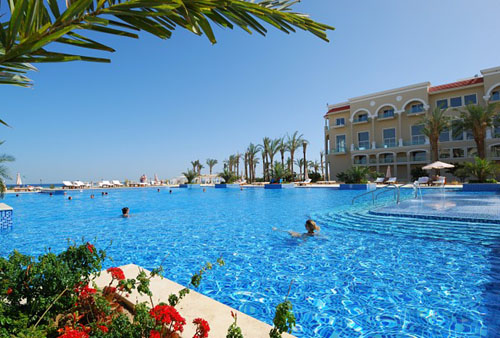 Бассейн отеля Premier Le Reve Hotel & Spa 5* (Премьер Ле Рив Отель энд Спа 5*) Фото отеля Premier Le Reve Hotel & Spa 5* (Премьер Ле Рив Отель энд Спа 5*)