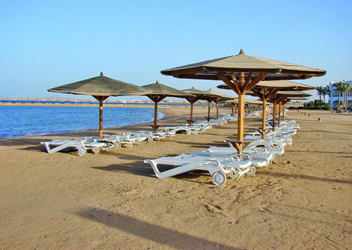 Пляж отеля Grand Seas Resort Hostmark 5* (Гранд Сис Резорт Хостмарк 5*) Фото отеля Grand Seas Resort Hostmark 5* (Гранд Сис Резорт Хостмарк 5*)