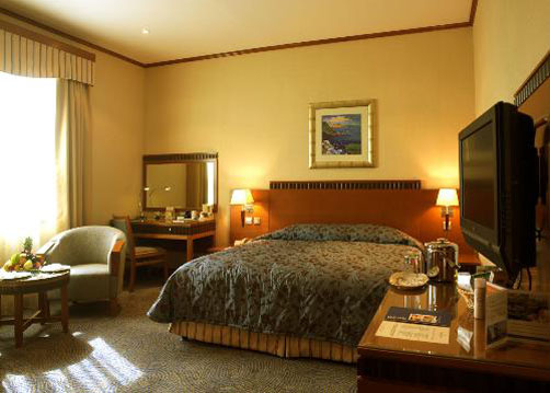 Номер отеля Golden Tulip Al Barsha 4* (Голден Тюлип аль Барша 4*) – Дубаи – ОАЭ Фото отеля Golden Tulip Al Barsha 4* (Голден Тюлип аль Барша 4*) – Дубаи – ОАЭ