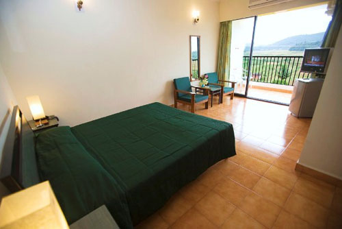 Номер отеля Palmarinha Resort & Suites 3* (Пальмаринья Резорт энд Сьютс 3*) Фото отеля Palmarinha Resort & Suites 3* (Пальмаринья Резорт энд Сьютс 3*)