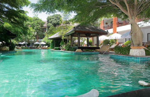 Бассейн отеля Woodlands Hotel & Resort 4* (Вудлендс Отель энд Резорт 4*) Фото отеля Woodlands Hotel & Resort 4* (Вудлендс Отель энд Резорт 4*)