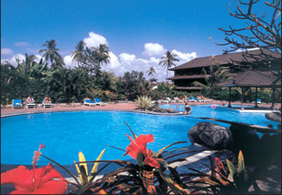 Бассейн отеля Matahari Bungalow 3* (Матахари Бунгало 3*) Фото отеля Matahari Bungalow 3* (Матахари Бунгало 3*)