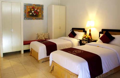 Номер отеля Puri Saron Hotel Seminyak 4* (Пури Сарон Отель Семиньяк 4*) Фото отеля Puri Saron Hotel Seminyak 4* (Пури Сарон Отель Семиньяк 4*)