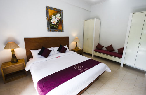 Номер отеля Puri Saron Hotel Seminyak 4* (Пури Сарон Отель Семиньяк 4*) Фото отеля Puri Saron Hotel Seminyak 4* (Пури Сарон Отель Семиньяк 4*)