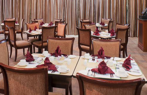 Ресторан отеля Grand Excelsior Hotel Sharjah 5* (Гранд Эксельсиор Отель Шарджа 5*) Фото отеля Grand Excelsior Hotel Sharjah 5* (Гранд Эксельсиор Отель Шарджа 5*)