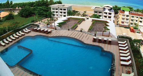 Бассейн отеля D Varee Jomtien Beach 4* (Д Вари Джомтьен Бич 4*) Фото отеля D Varee Jomtien Beach 4* (Д Вари Джомтьен Бич 4*)